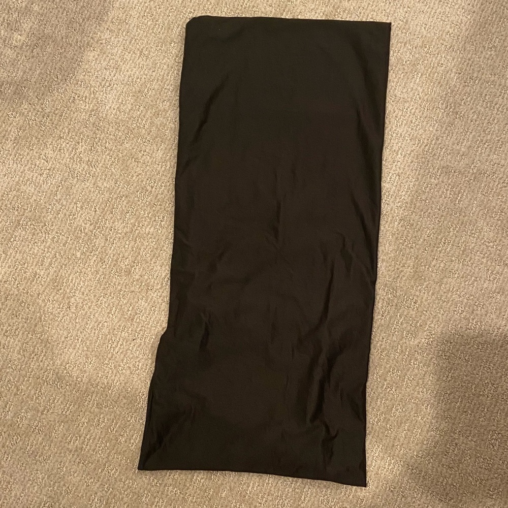 NWOT Beyond Yoga Hidden Pocket Infinity Scarf